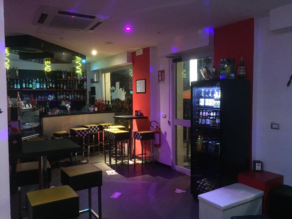 Refuel Cafe - Cocktail & Wine Bar, Zola Predosa