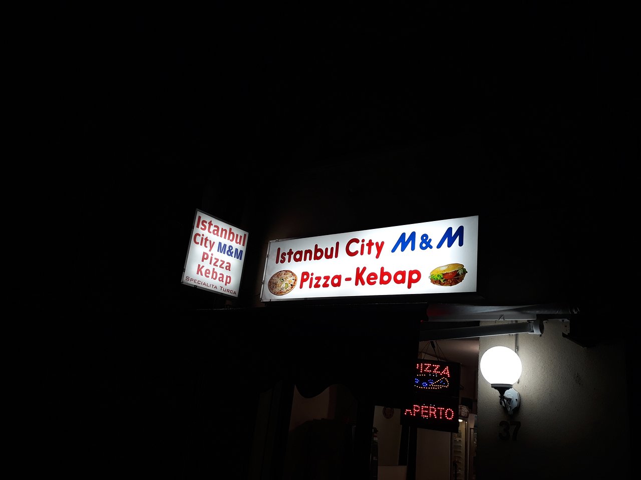 Istanbul City Pizza Kebap M&m, Ghedi