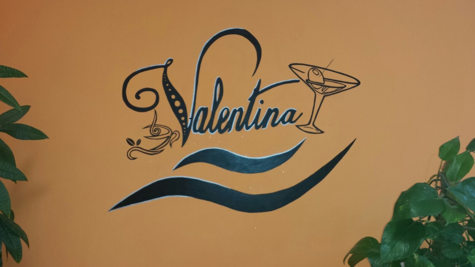 Valentina Bar, Racale