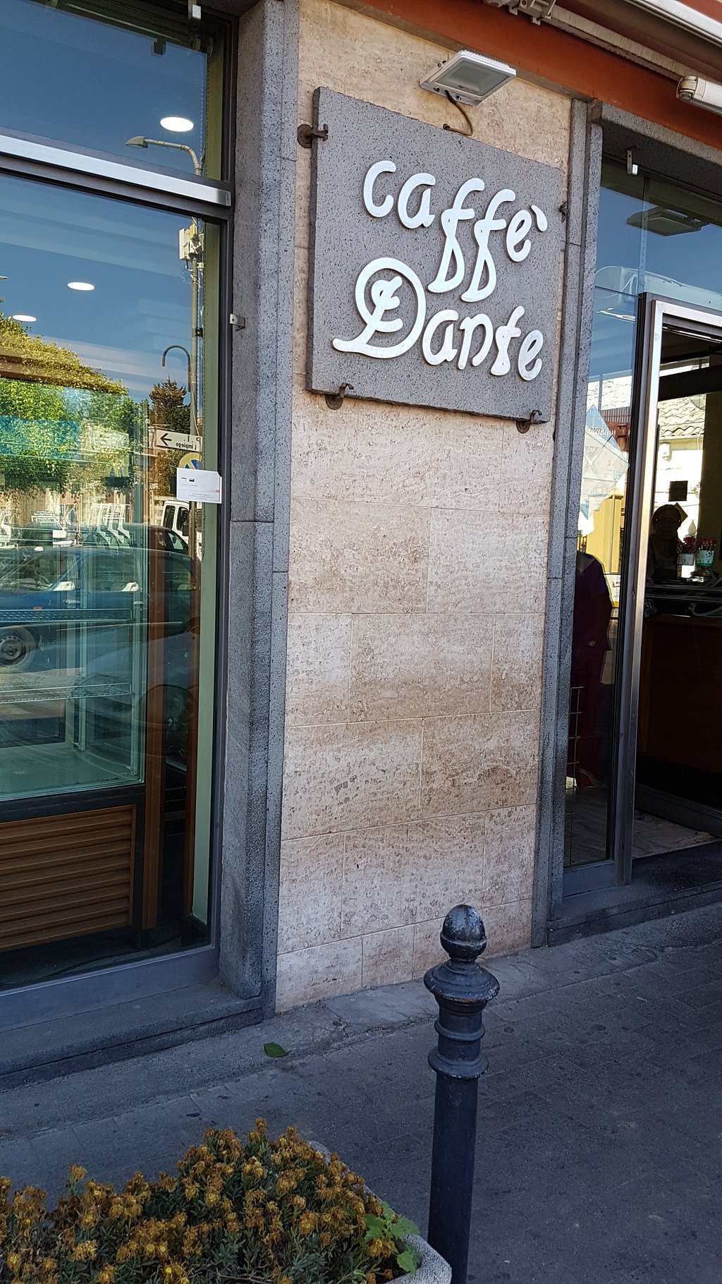 Caffè Dante, Tremestieri Etneo