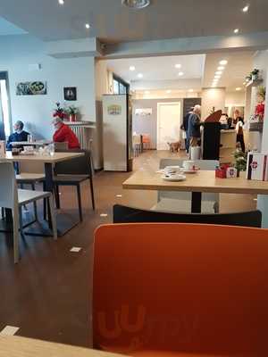Bar Moderno