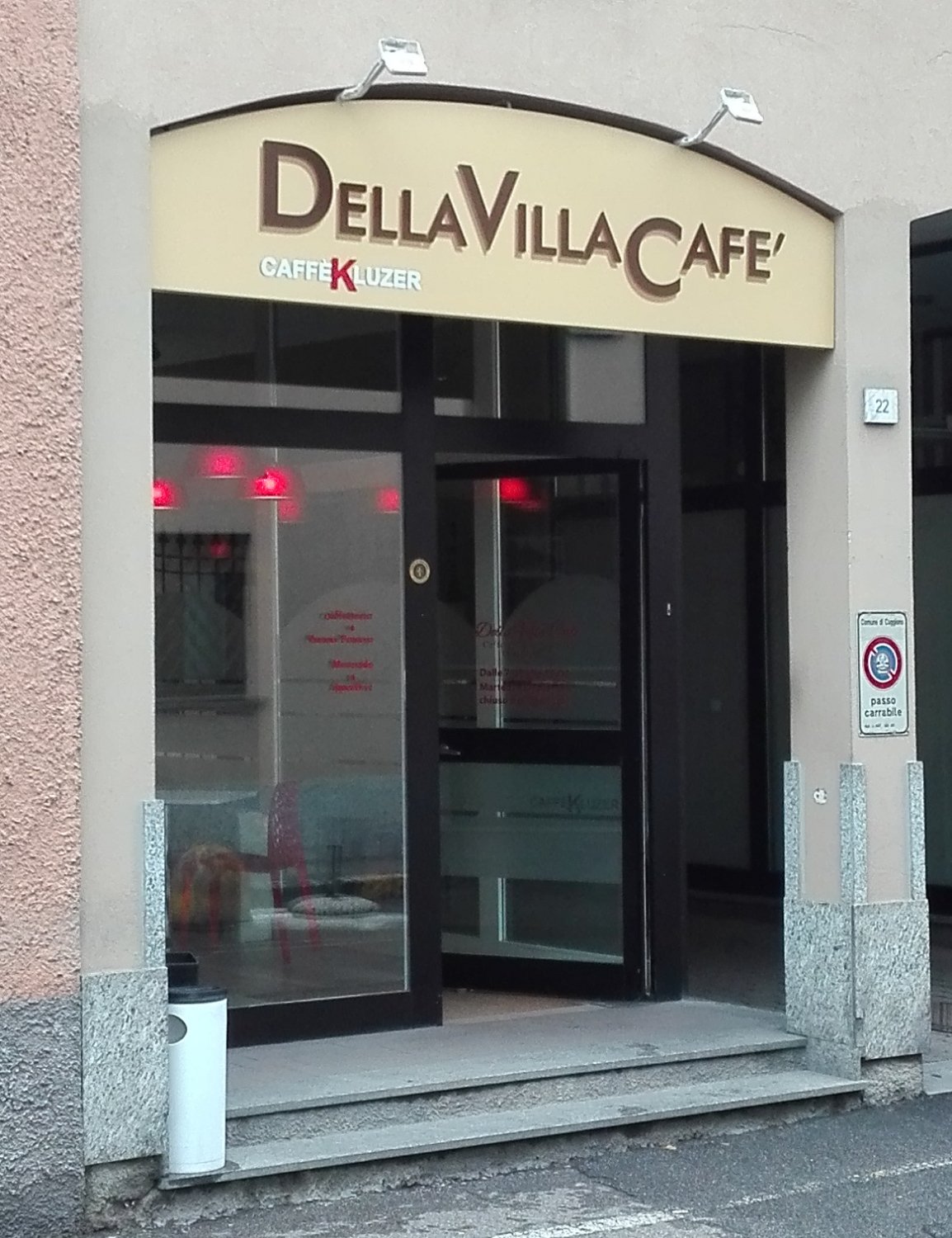 Della Villa Cafè, Cuggiono