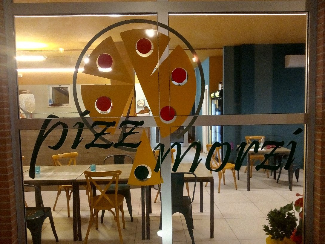 Pizzamorzi, Capraia e Limite