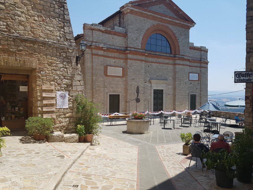 Bar Centrale, Monte Castello di Vibio