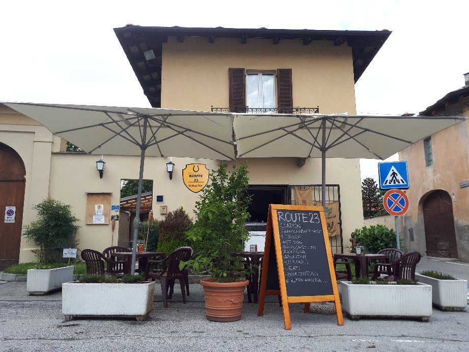Route 23 Vintage Bar, Campiglione-Fenile