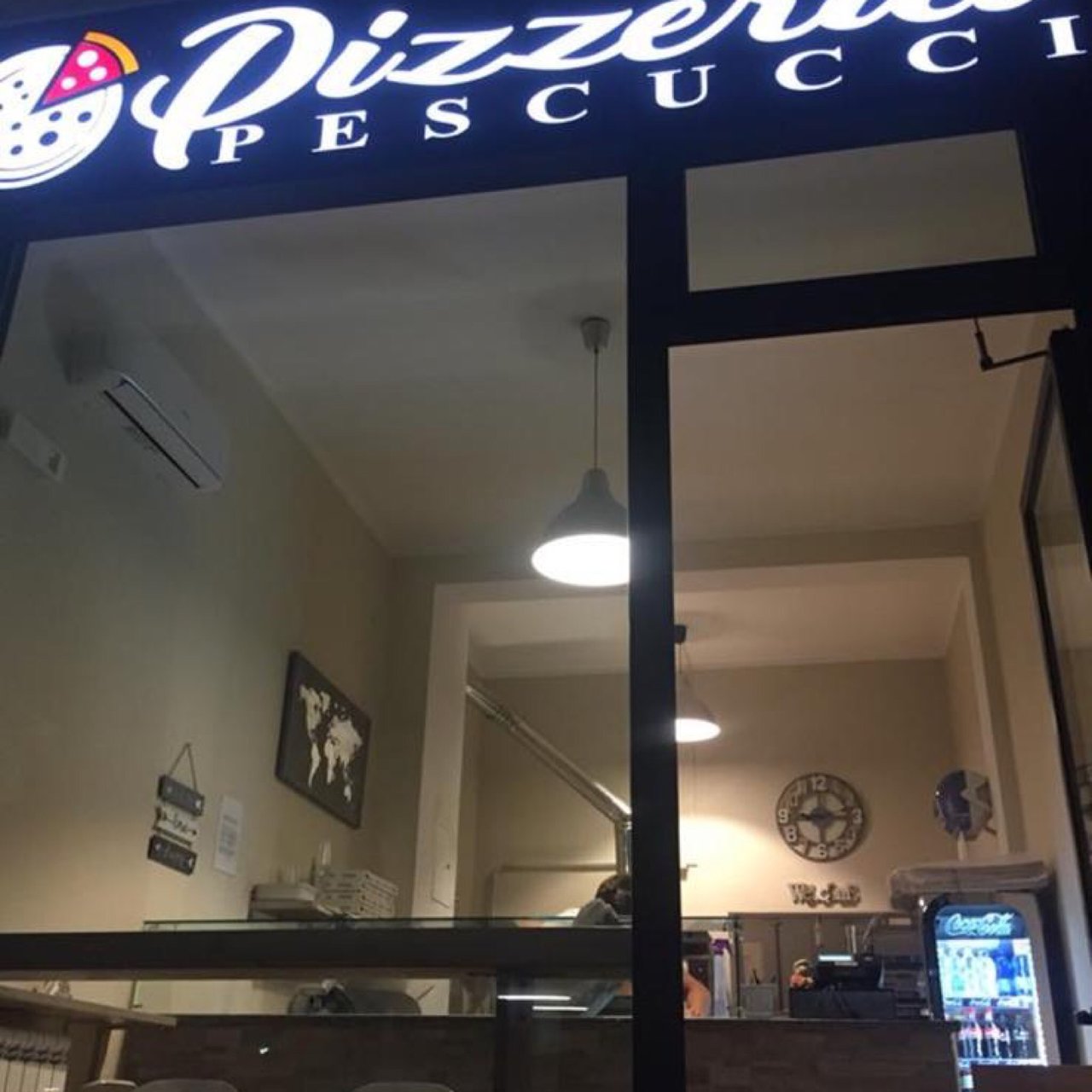 Pizzeria Pescucci, Milano