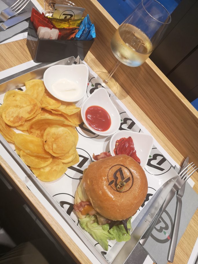 B Burger & Fries, Milano