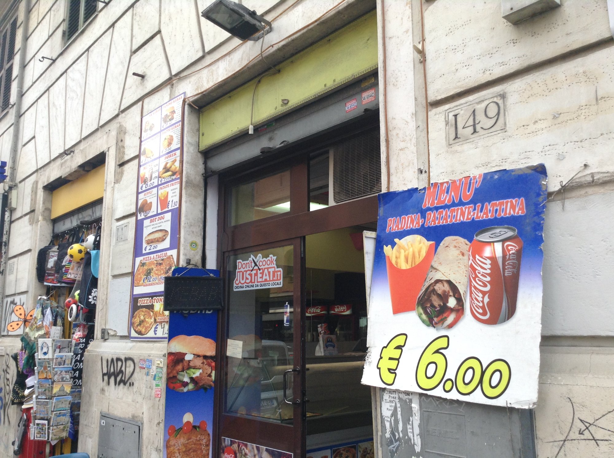 Bakkar Pizza & Kebab, Roma