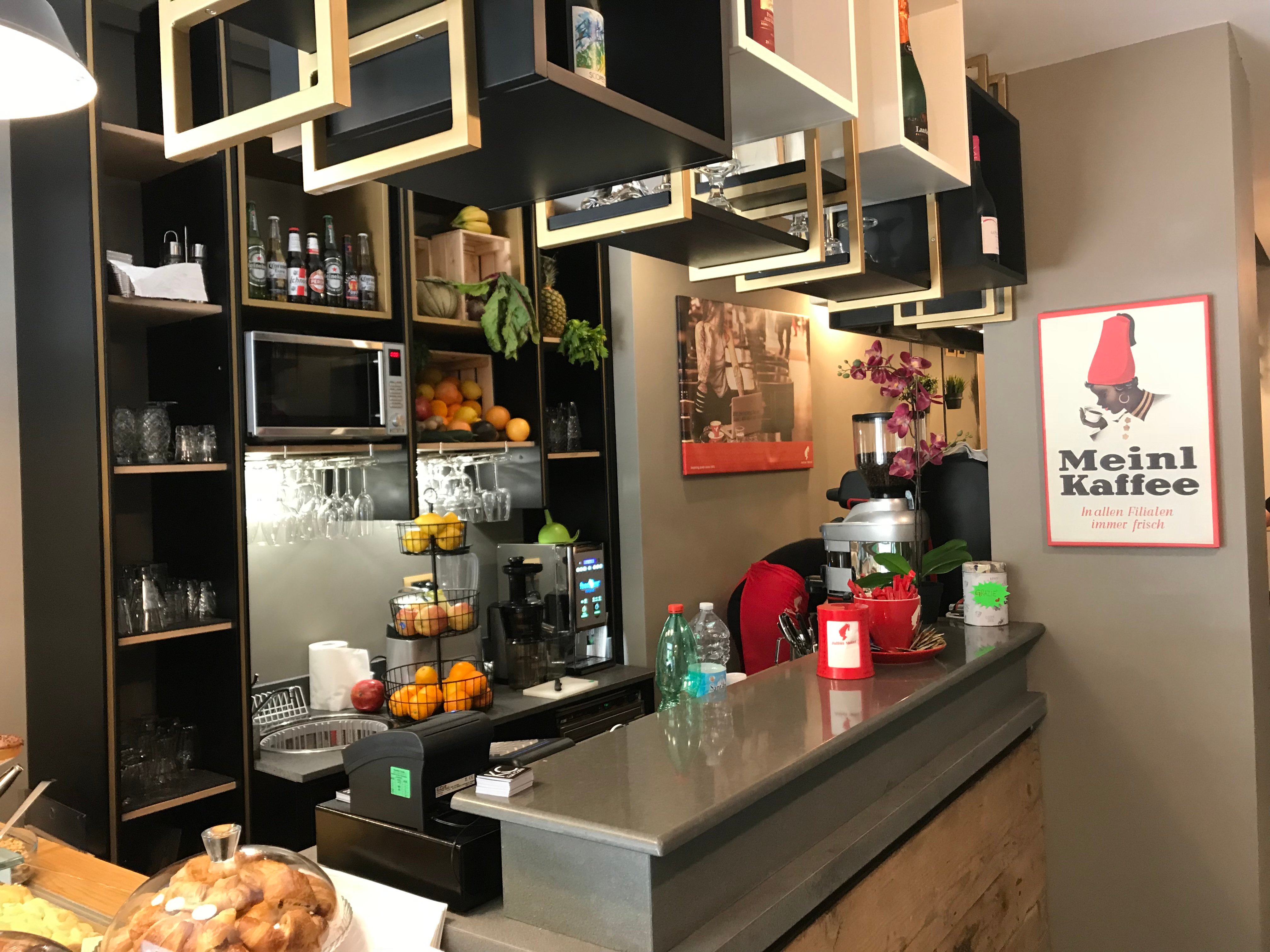 Kairi Caffè, Roma