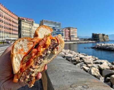 Orange, Napoli