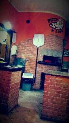 Pizza N' Love