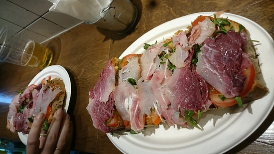 Ai Troeggi Street Food, Genova