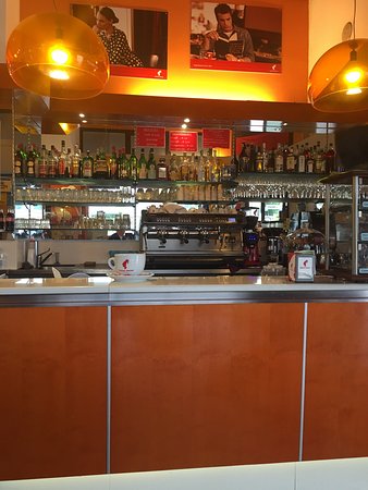 Astor Cafe, Verona