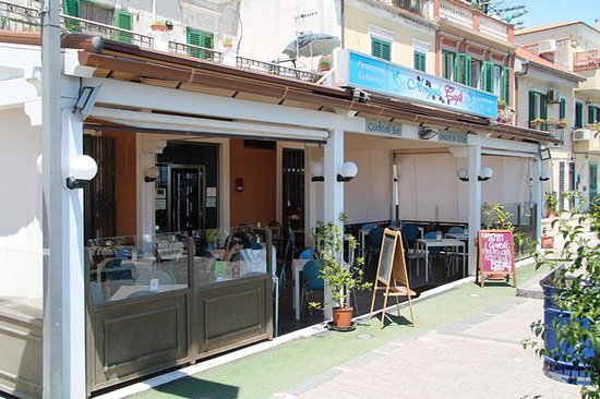Angels Cafe, Messina