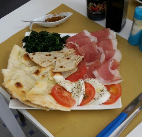 Happy Pizza, Montecarotto