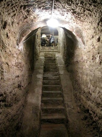 Enoteca La Grotta, Penna San Giovanni
