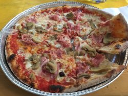 Pizzeria La Pecora Nera, Piateda