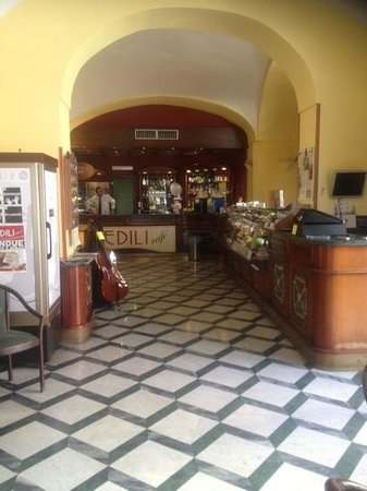 Sedili Cafè, Napoli