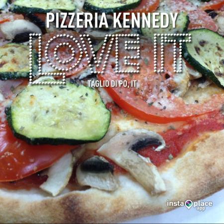 Pizza Export Kennedy, Taglio di Po