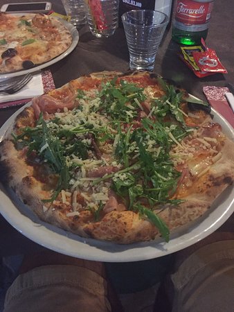 Pizzeria Alta Marea, Lazzaro