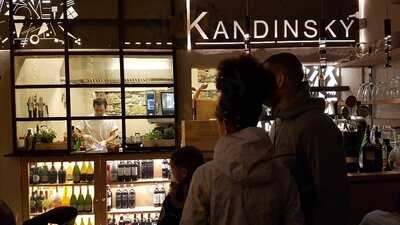 Wine & Bar Kandinsky 900