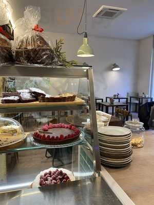 D'ire Mini Bakery & Bistrot