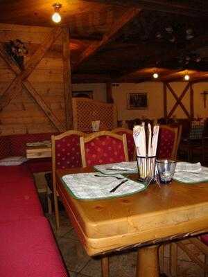 Ristorante Pizzeria Kaiserstube, Canazei