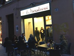 Il Mascalzone, Ferrara