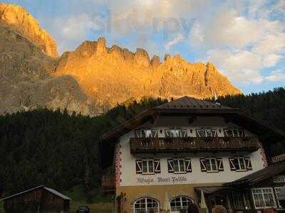 Rifugio Monti Pallidi, Canazei