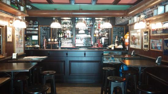 Nerocaffe Irish Pub, Introdacqua
