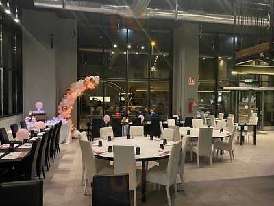 Phoenix Restaurant & Lounge Bar, Sesto San Giovanni