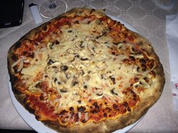 Saxum Pizzeria Pub, Petralia Sottana