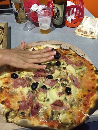 Pizzeria La Suprema, Budoni