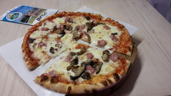 Pizzeria Remida, Colle Umberto