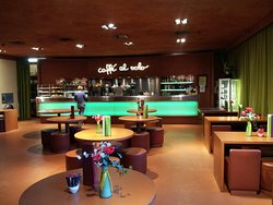 Bistro Caffe Al Volo Presso Thun, Bolzano