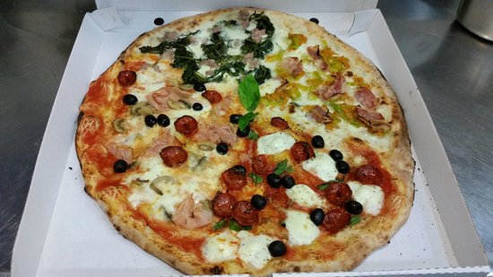 Pizzeria Sfizioseria Paisà€, Battipaglia