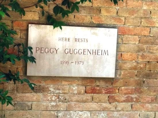 Tomba di Peggy Guggenheim