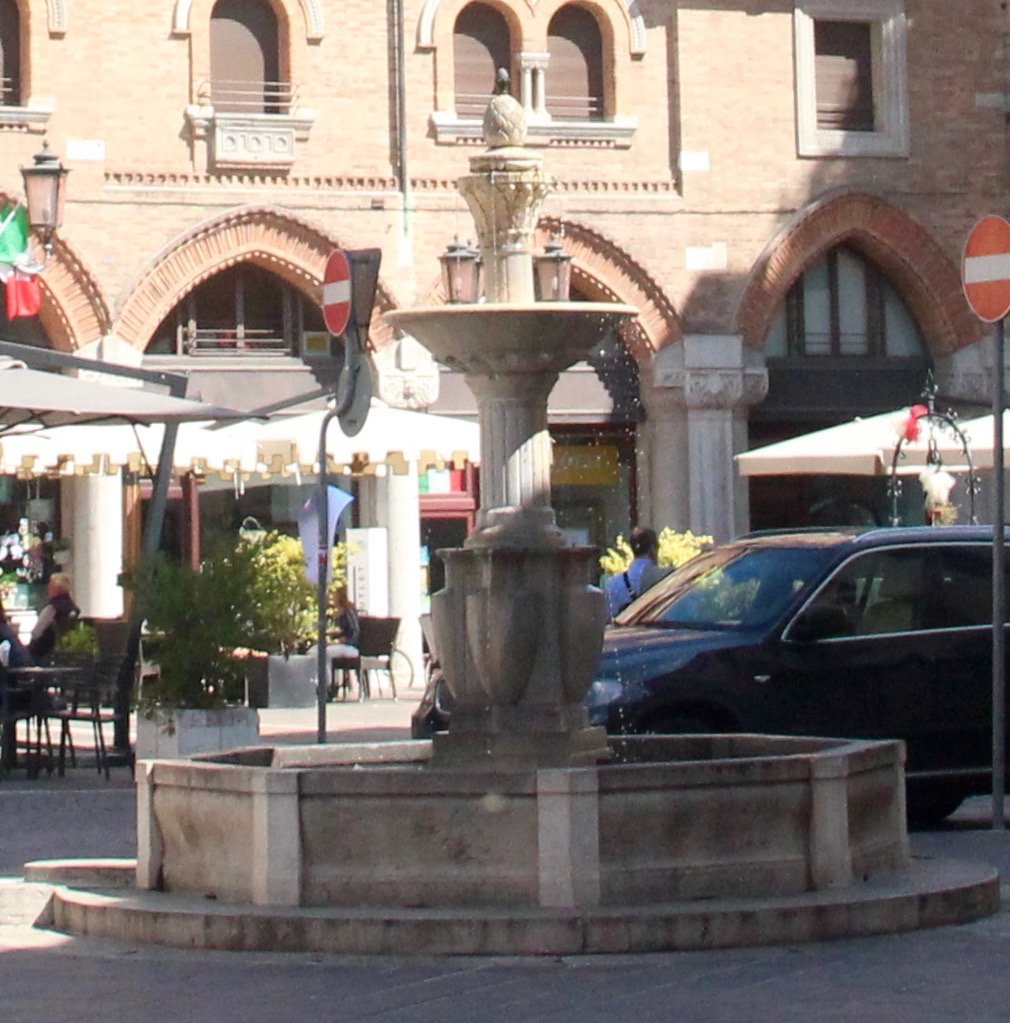 Fontana di Piazza San Vito