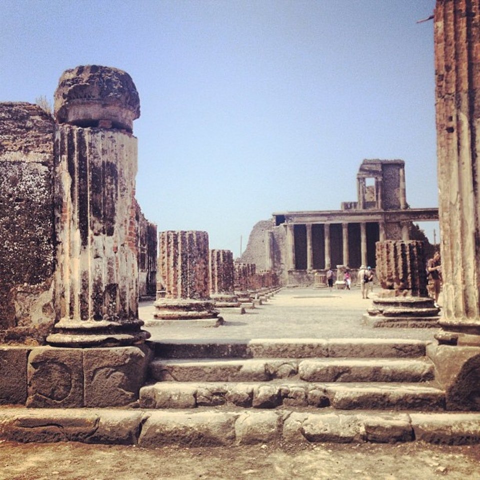 Pompeii Bros Tours