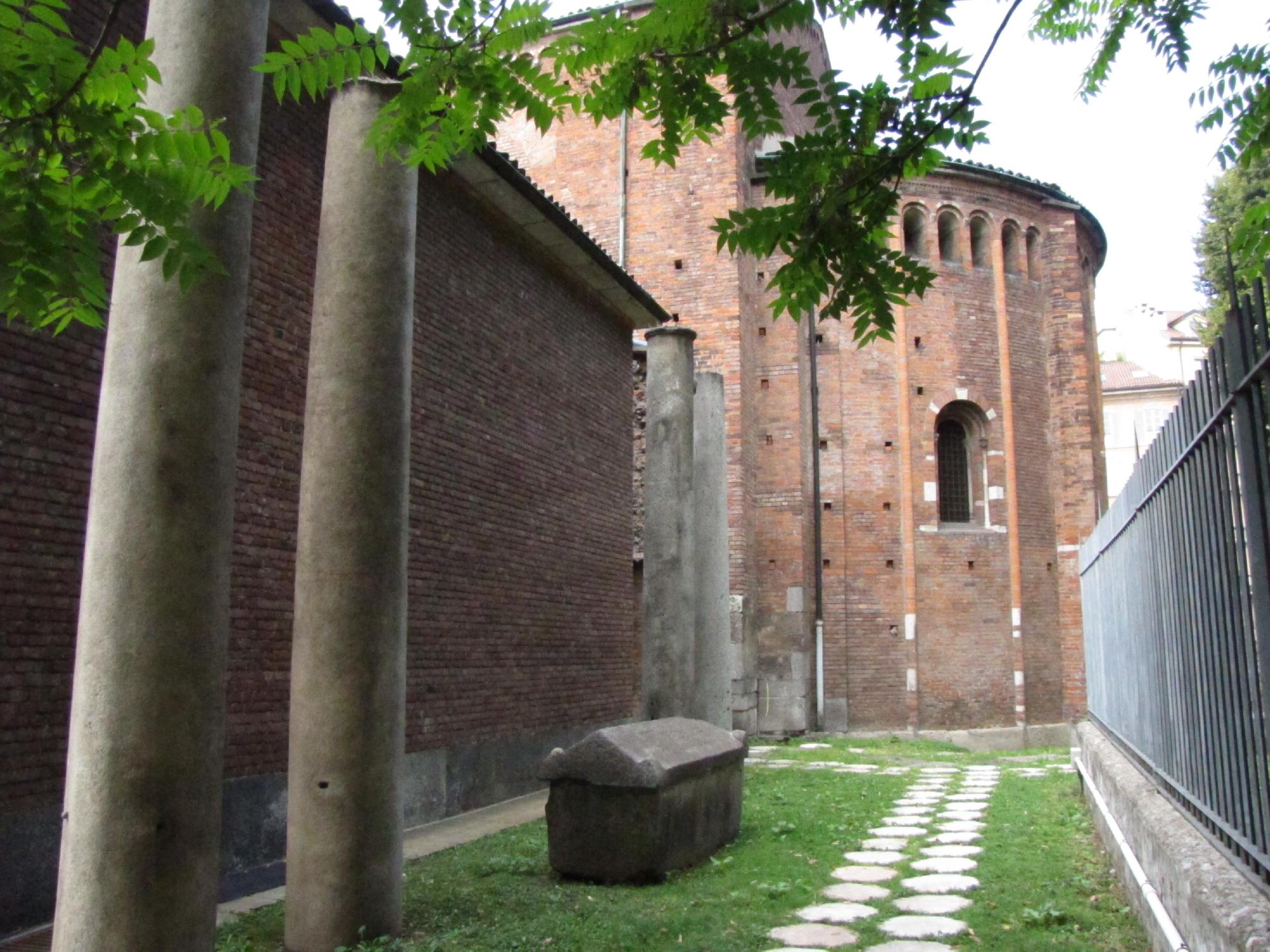 Area archeologica della Basilica dei Santi Apostoli e nazaro Maggiore