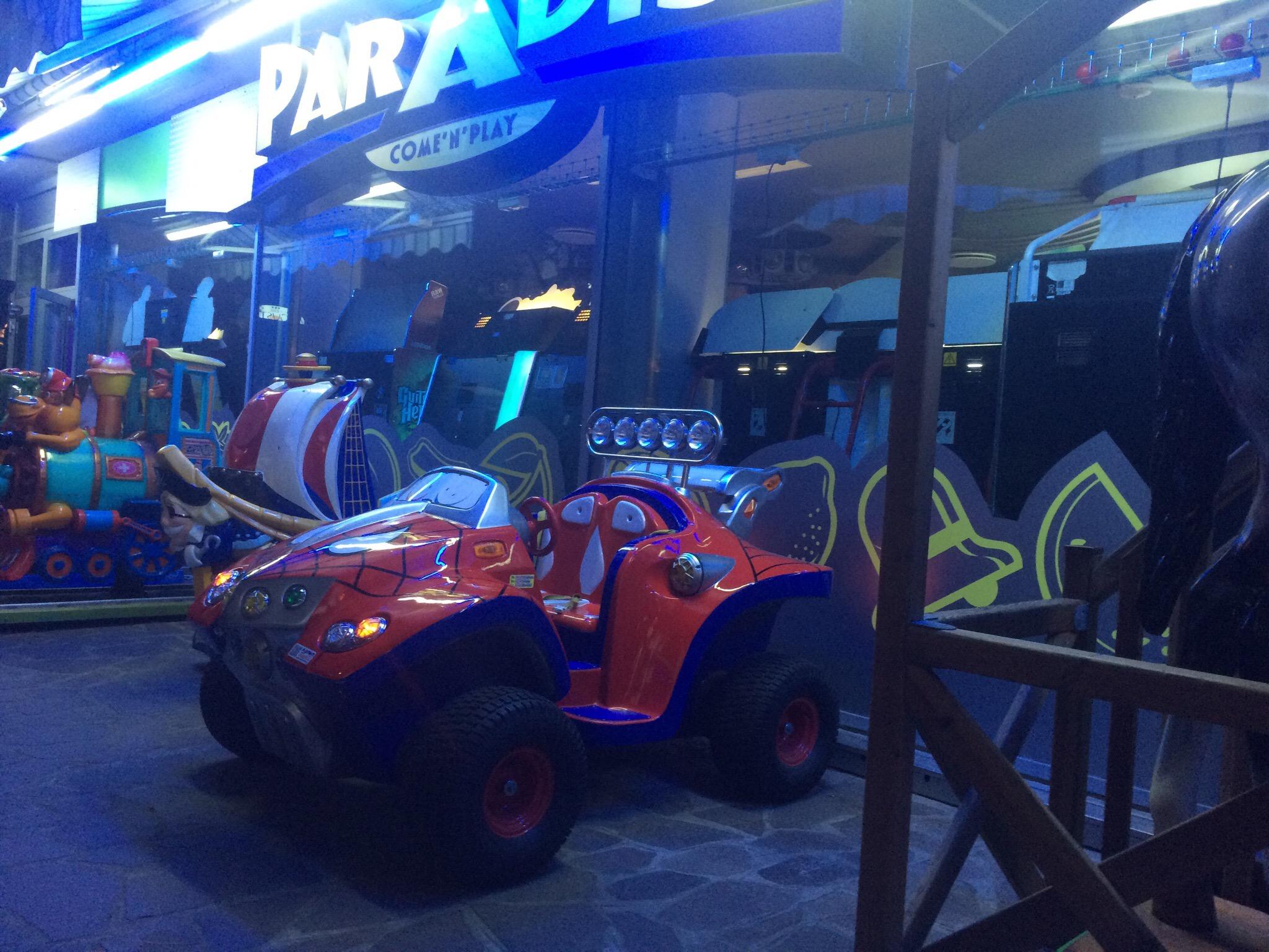 Sala Giochi Paradise