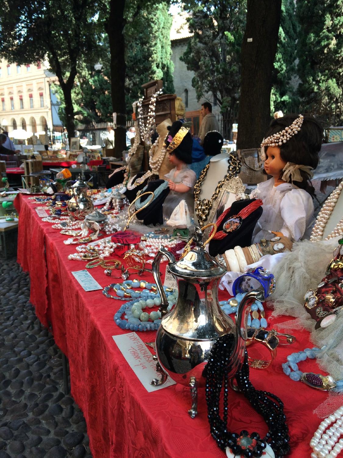 Mercato Antiquario Città di Bologna