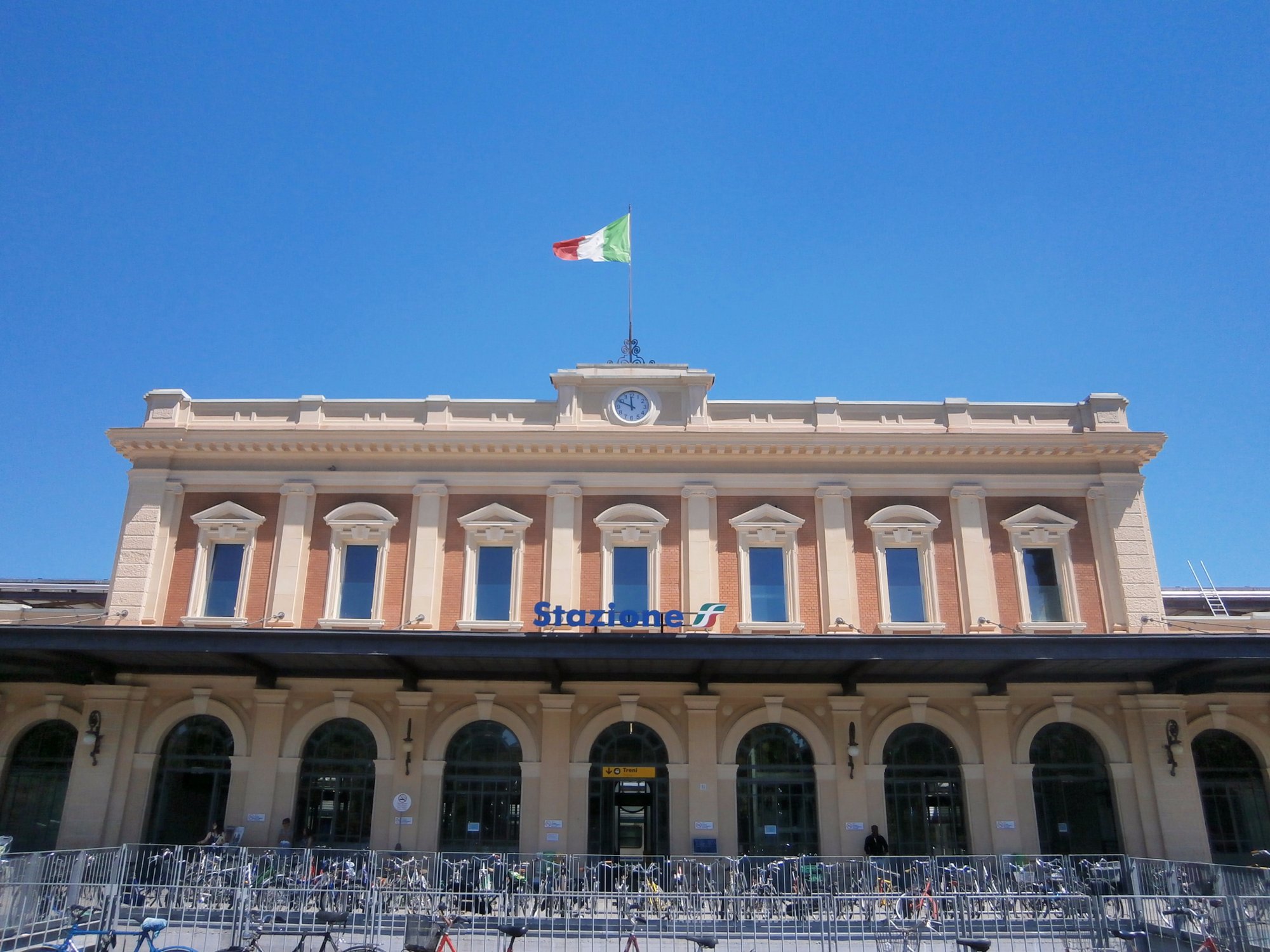 Stazione ferroviaria di Parma