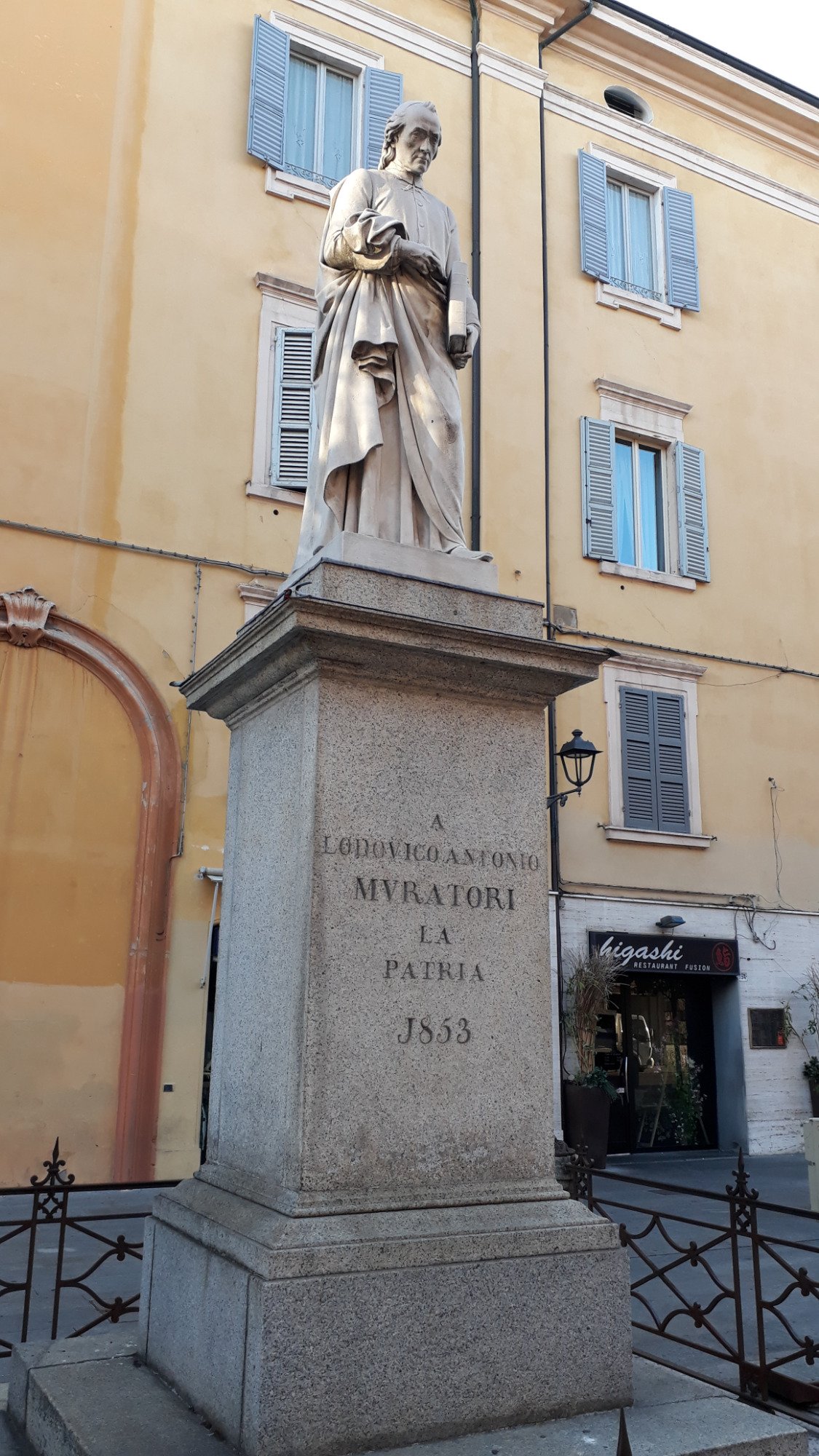 Monumento a Ludovico Antonio Muratori