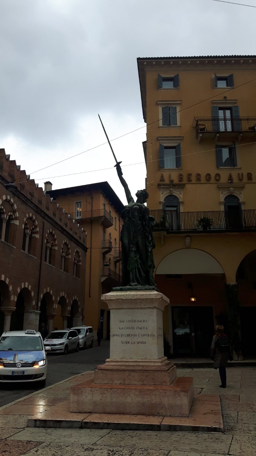 Statua Civiltà Italica