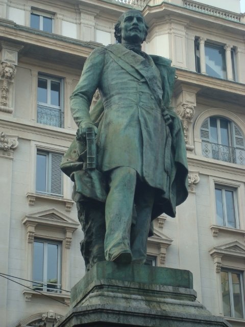 Monumento a Carlo Cattaneo