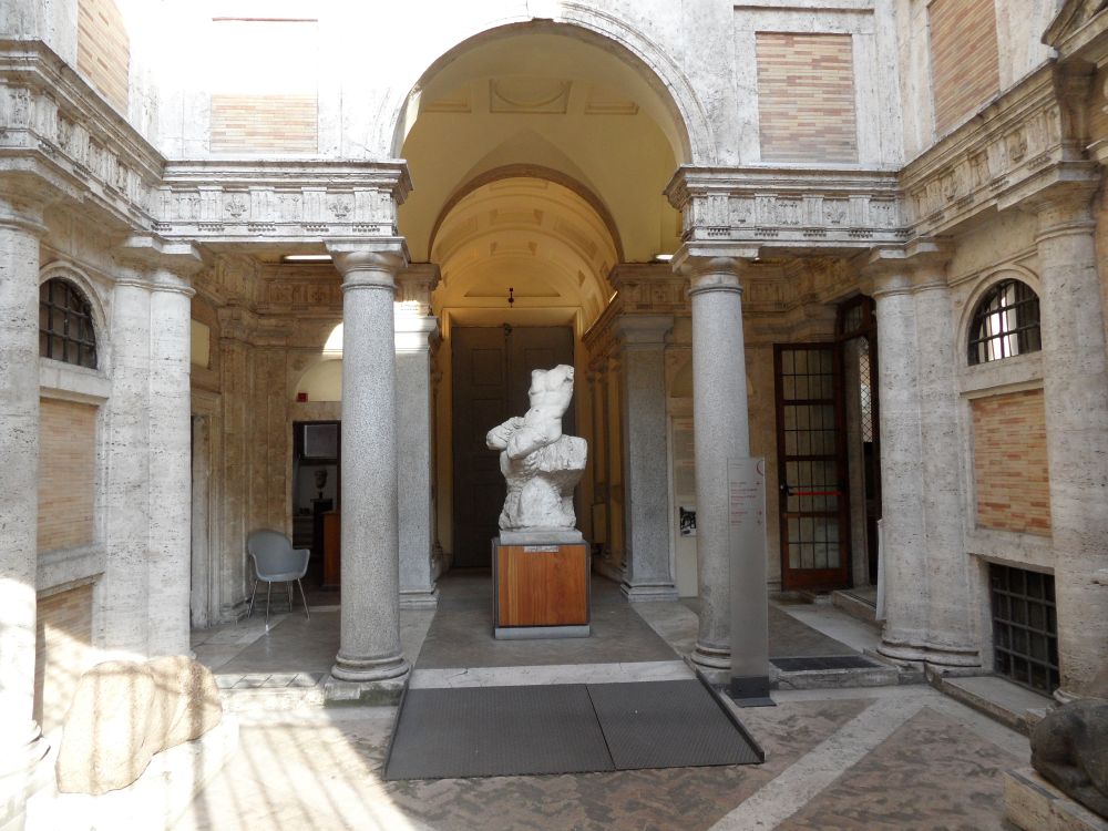 Museo di Scultura Antica Giovanni Barracco