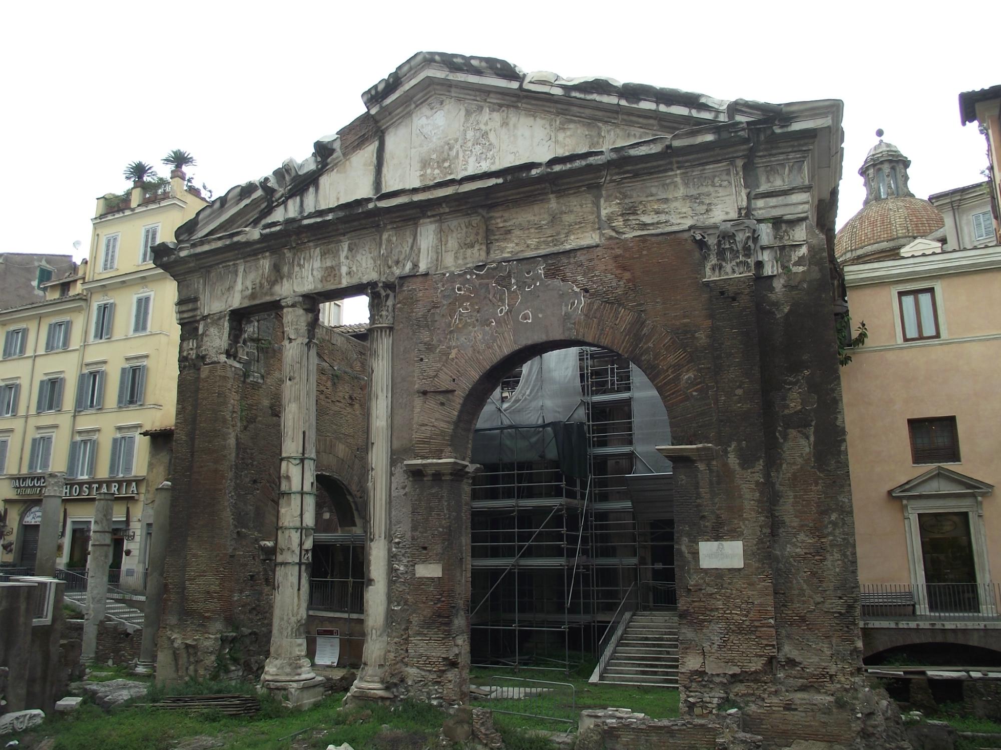 Via Portico d'Ottavia