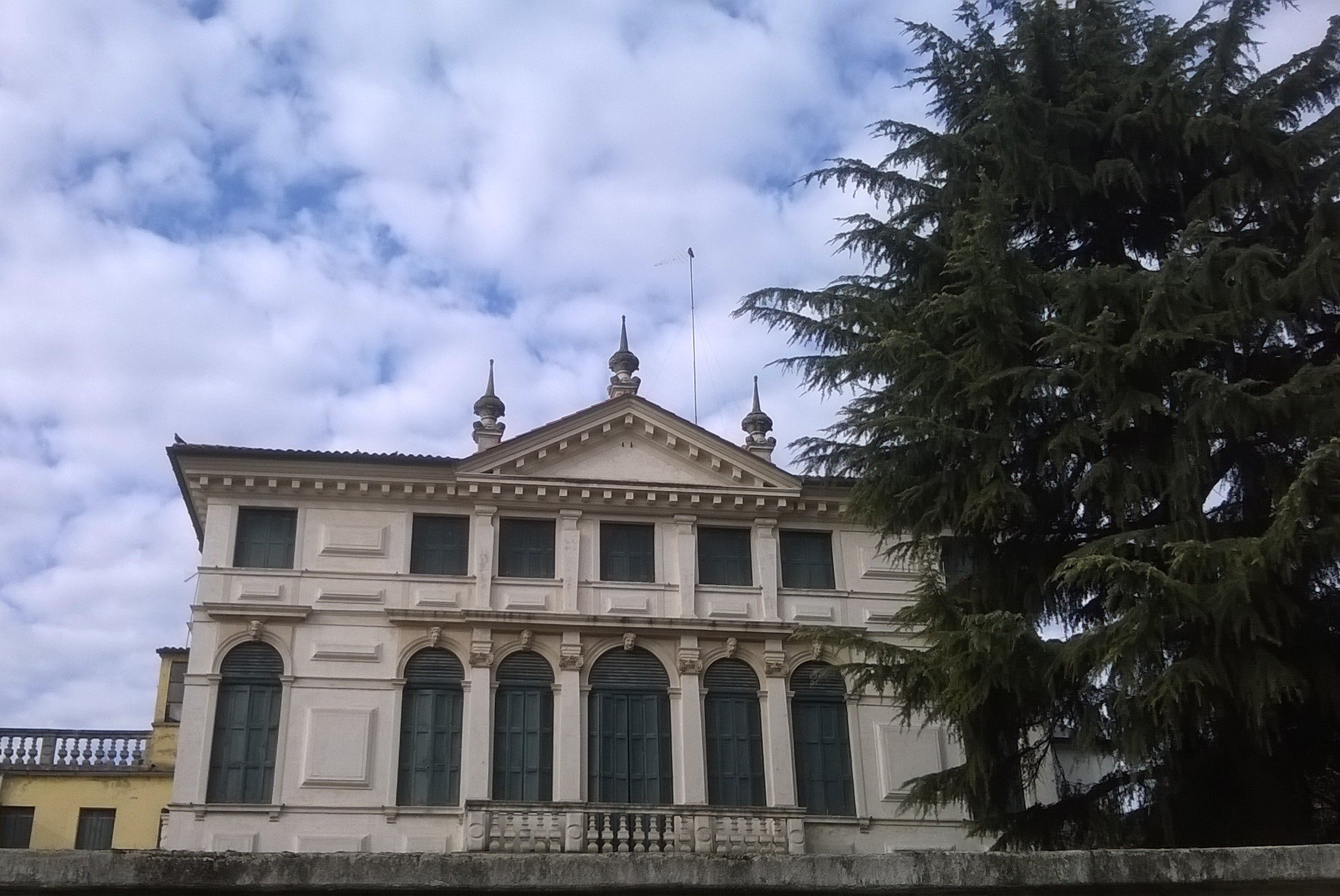 Palazzo Tron