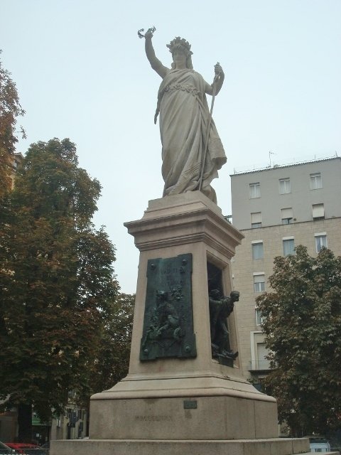 Monumento ai Caduti di Mentana